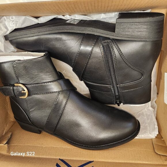 ROCKPORT "Vicky" Womens Leather Criss-Cross Ankle Boots. NIB. Size 6 - Picture 12 of 13